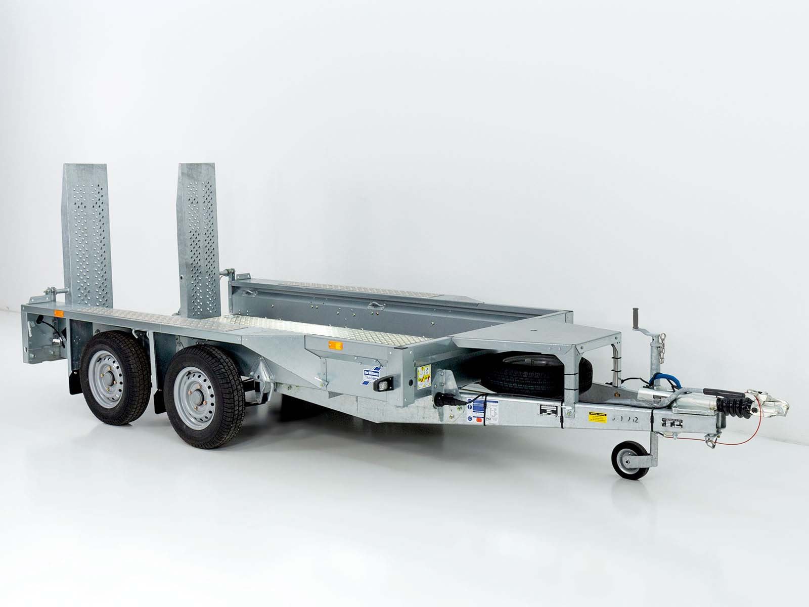 16-bauman-6.jpg Ifor Williams Baumaschinenanhänger GX105 157×303 2,7t | Einzelrampen | Aluboden-Neu – Bild 1