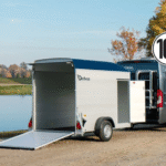Debon Kofferanhänger Cargo  H:190cm 1,3t|Alu, Polybug|Tür|blau-Neu