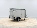 Debon C255 V2 Alu 1300kg Kofferanhänger Iron Grey mit Seitentür Cheval Liberté – Bild 5